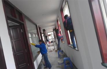 朝陽(yáng)新城專業(yè)清潔服務(wù) 為您的新居舊宅、別墅寫字樓帶來嶄新面貌